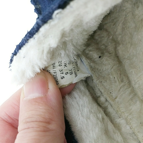 Lands End Suede Leather Moccasins Slippers Navy Blue Faux Fur Lining 7B - Picture 8 of 9